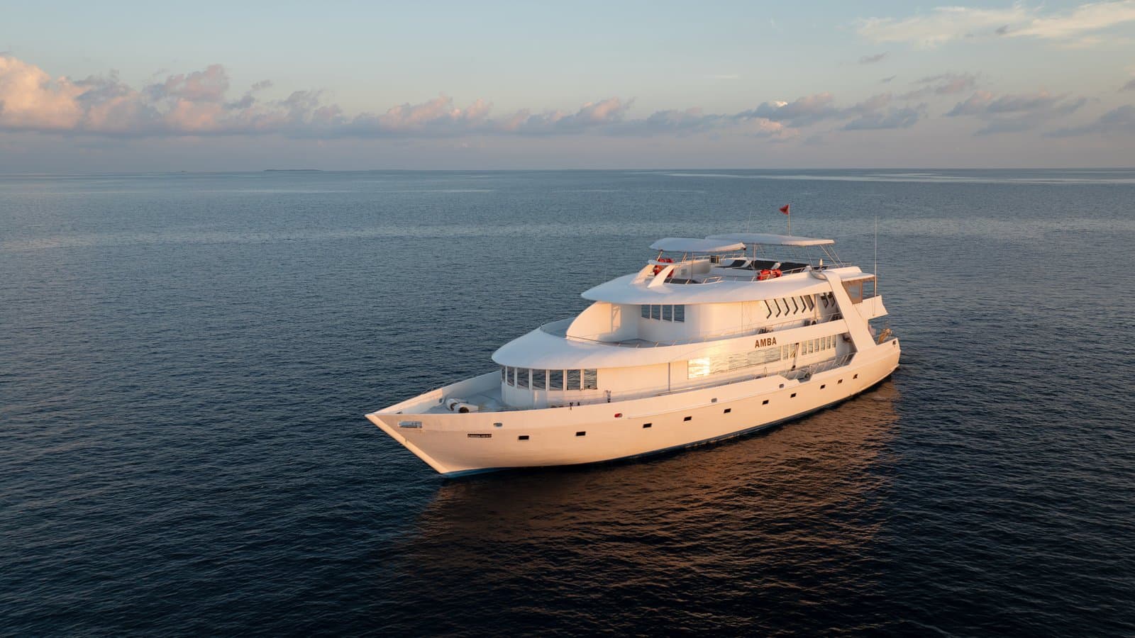 Amba Liveaboard liveaboard