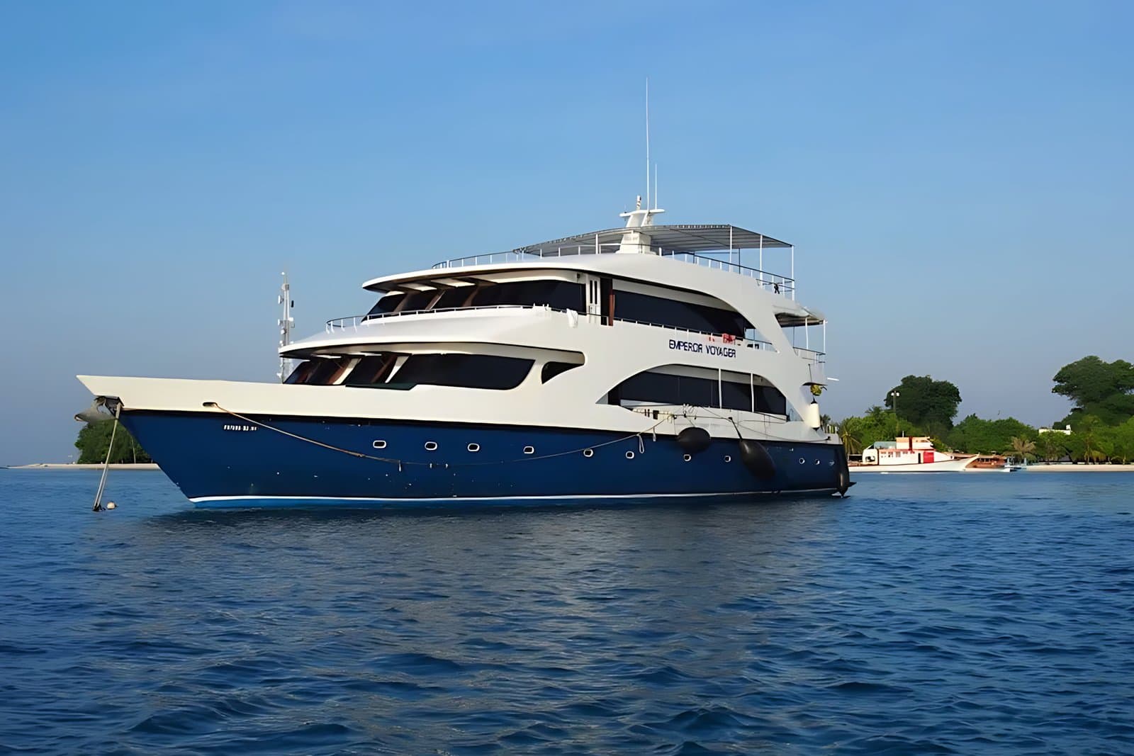 Emperor Voyager liveaboard