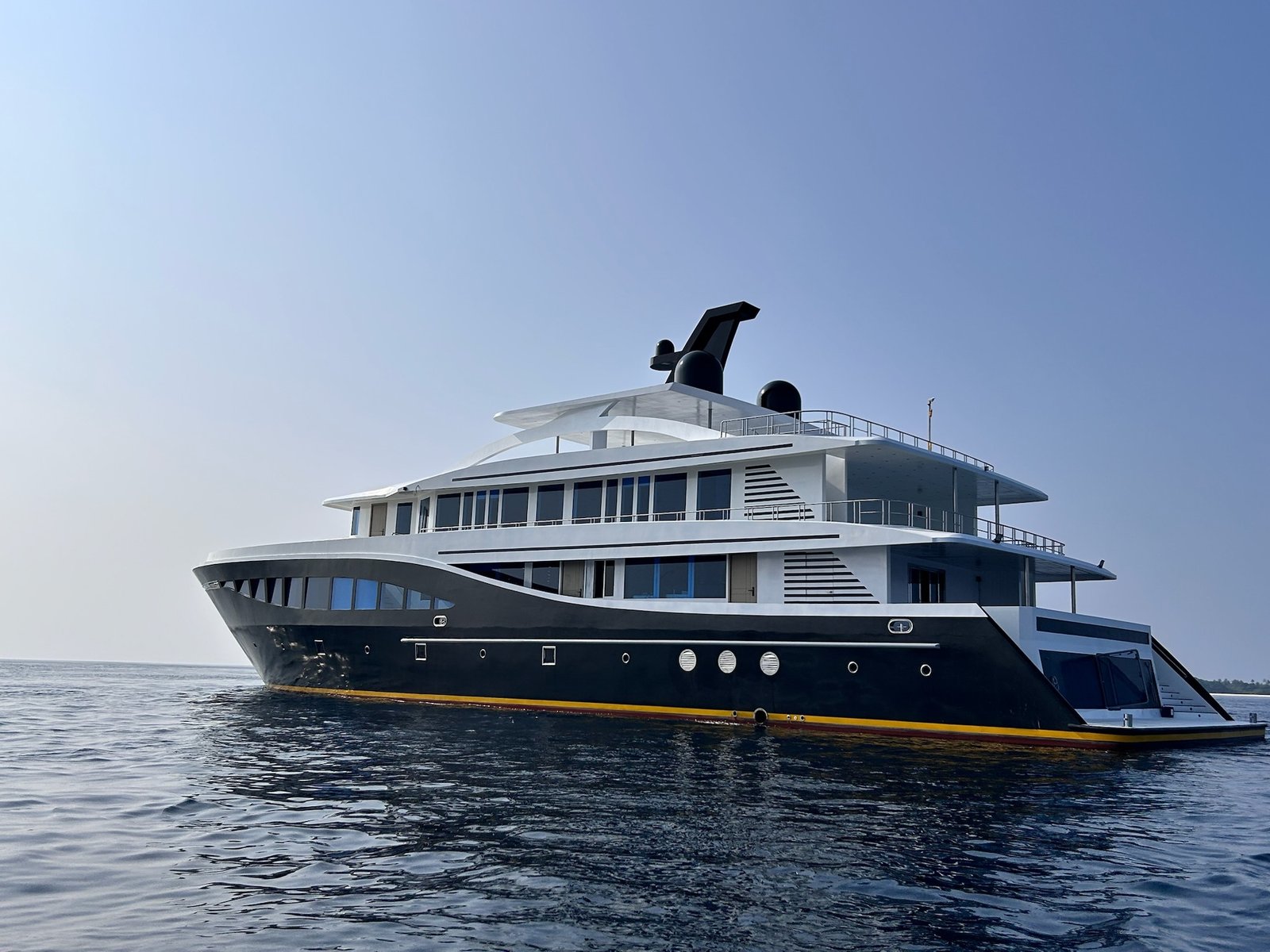 Emperor Explorer II, photo 2